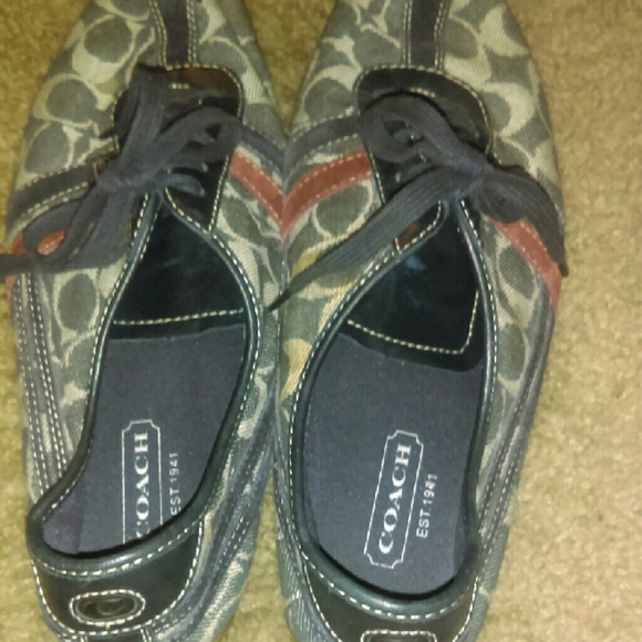 COACH - Picture 4 of 4